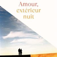 Amour, extérieur nuit