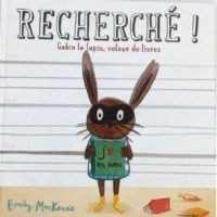 Recherché ! Gabin le lapin, voleur de livres