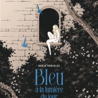 Bleu à la lumière du jour